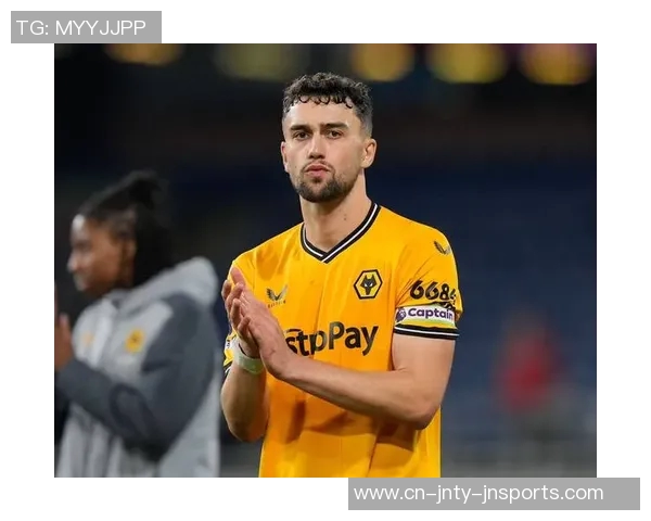 英媒报道狼队希望重新签回特劳雷以提升球队表现和士气